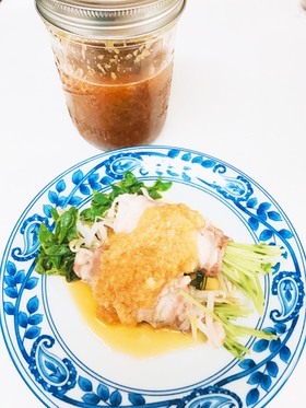 豆苗ともやしの肉巻きこぶおろしがけ