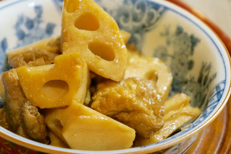 レンコンの煮物 鶏ガラスープの素で手軽 レシピ 作り方 By Izumi クックパッド 簡単おいしいみんなのレシピが355万品