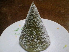 もみの木の雪降るクリスマスシフォン