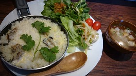 牡蠣とすりおろしかぶの豆乳チーズリゾット
