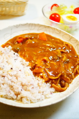 *ごぼうときのこのポークカレー*