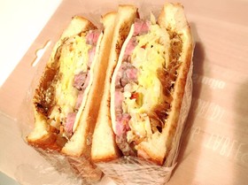 ローストビーフ サンドイッチ 沼サン風