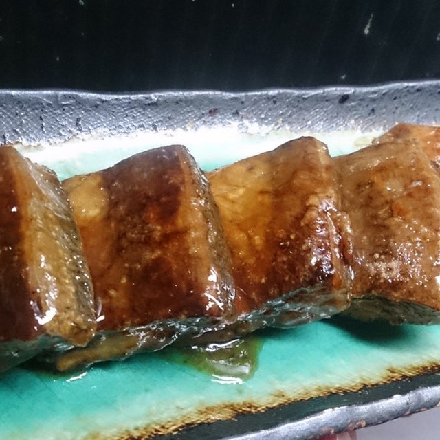ブリの血合いの照り焼き レシピ 作り方 By なべじぱっど クックパッド 簡単おいしいみんなのレシピが377万品