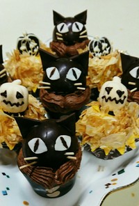 黒猫のカップケーキデコレーションアイデア