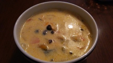 豆乳と野菜のスープの写真