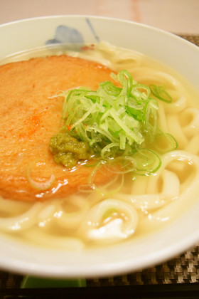 九州版うどんつゆ&博多名物「丸天うどん」