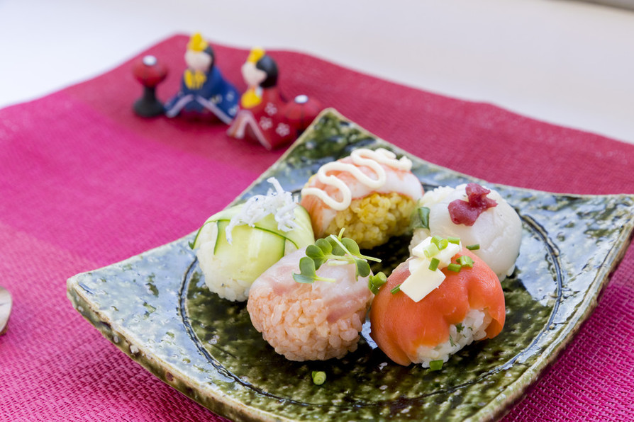 魚介とチーズのコラボ手まり寿司の画像