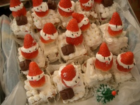 クリスマスサンタケーキ
