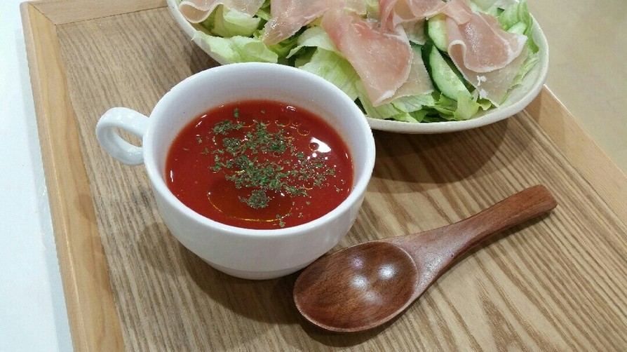 レンジ♪トマトジュースでトマトスープ。の画像