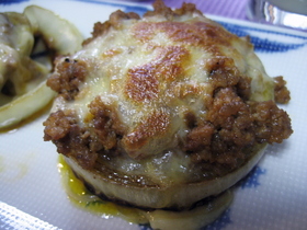 ミートソースオンザ玉ねぎ!!チース焼き