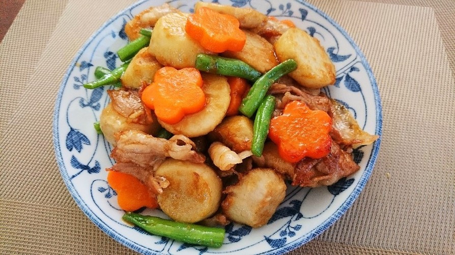 ほっくり里芋と豚バラの炒め煮の画像