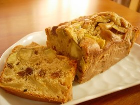 リンゴとサツマイモの簡単ケーキ