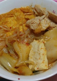 韓国ベース材料和と中国のおでん風キムチ鍋
