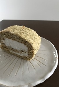 米粉とココナッツホイップのロールケーキ