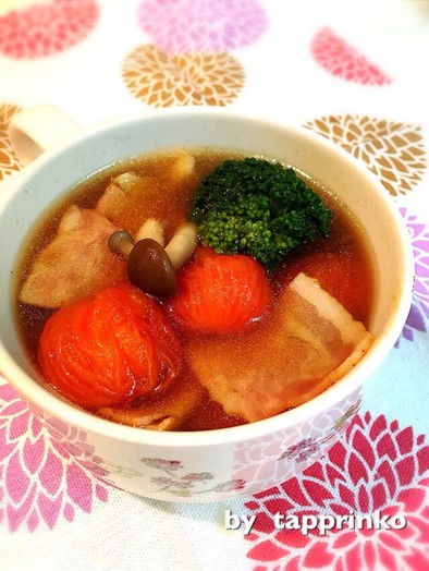 朝食に簡単5分☆トマト&紅茶の特製スープの写真