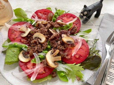 トマトの挽肉HOTドレッシングの写真
