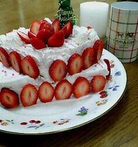 二段重ねショートケーキ