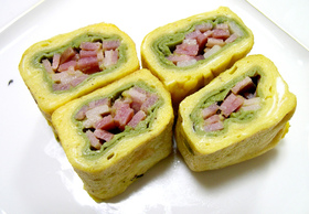 ★お弁当の卵焼き★桃色・緑・黄色がきれい