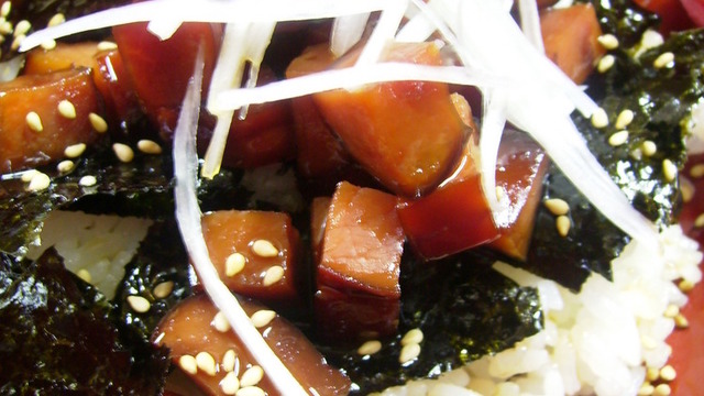 ハムの詰め合わせで作るチャーシュー丼 レシピ 作り方 By しゅぶた クックパッド 簡単おいしいみんなのレシピが351万品