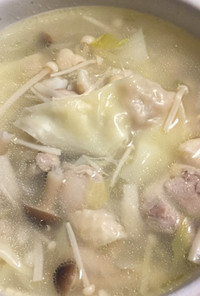 白湯雲呑スープ