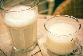 飲む点滴!低温調理の甘酒バナナスムージー