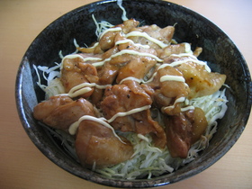 鶏のマヨ照り丼