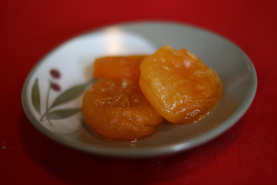 おせちメニュー　杏のシロップ煮の画像