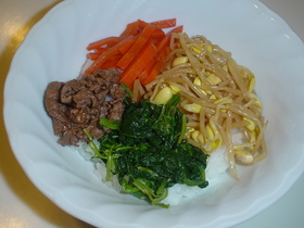 調味料は3つだけ♪本格ビビンバ