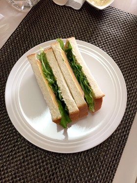 チーズハムサンドイッチ