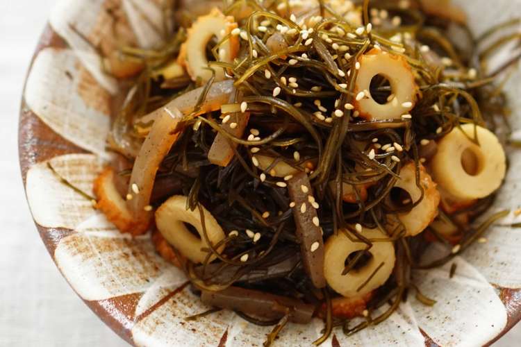 The 和食 きざみ昆布とちくわの煮物 レシピ 作り方 By ｈａｐｐｙかおるん クックパッド 簡単おいしいみんなのレシピが352万品