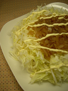 キャベツをたくさん食べるサラダ!