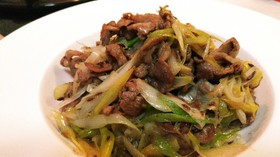 葱爆羊肉(葱とラム肉切落しで風邪知らず)