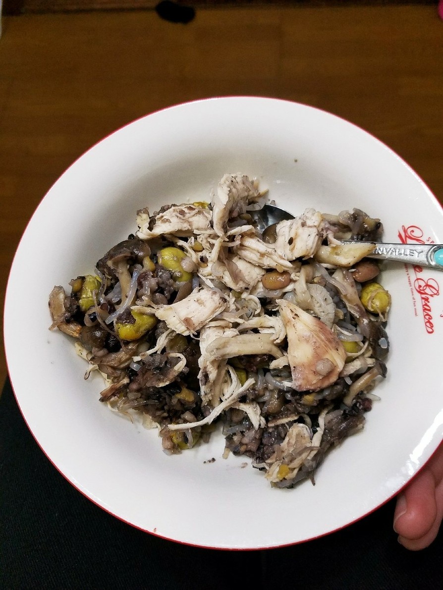 白滝入り☆鶏肉と枝豆の炊き込みご飯の画像