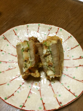 サワラのレンコンはさみ揚げ