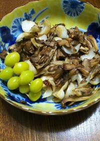 ユリ根と舞茸と銀杏のバター醤油炒め