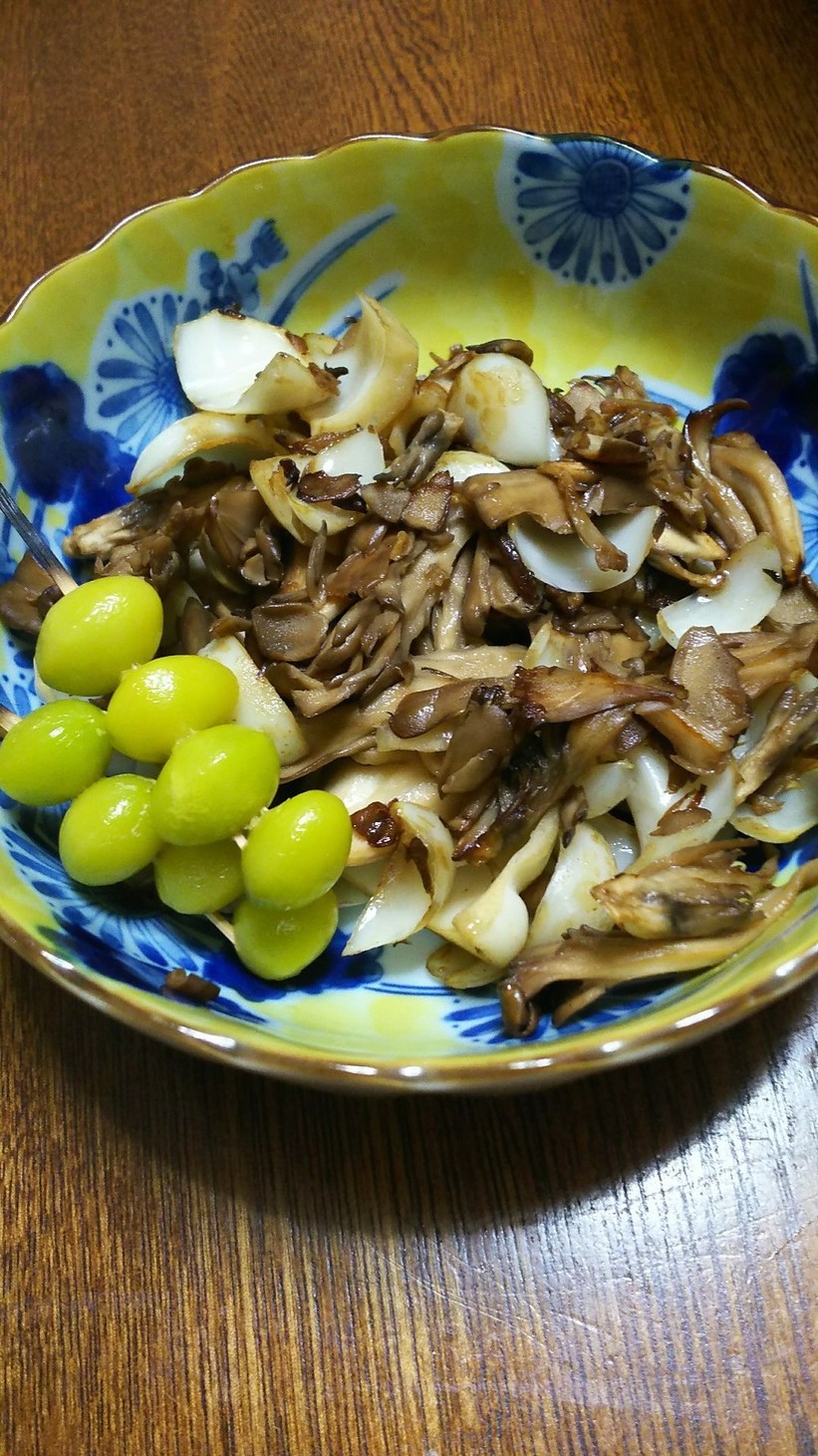 ユリ根と舞茸と銀杏のバター醤油炒めの画像