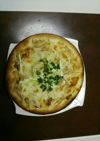 トムヤムクン風納豆ピザ