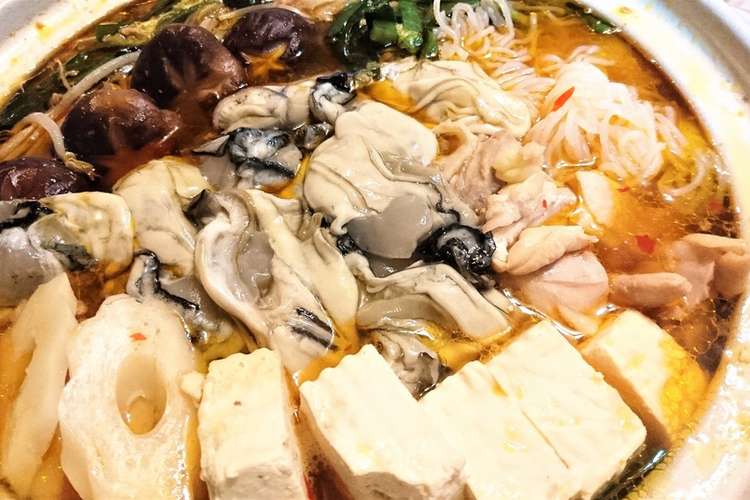 絶品 やみつき ピリ辛オイスター牡蠣鍋 レシピ 作り方 By ｓ４ クックパッド 簡単おいしいみんなのレシピが358万品