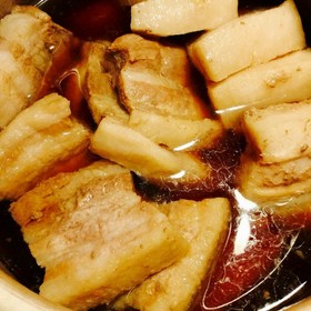 紅茶で柔らか♡トマト和風煮豚