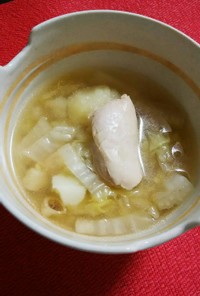 生姜入り♪鶏モモ肉と白菜の中華スープ