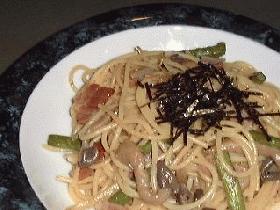 バター醤油の和洋折衷パスタ