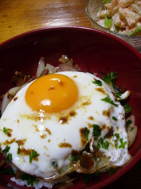 バターじょうゆのハムバタ丼