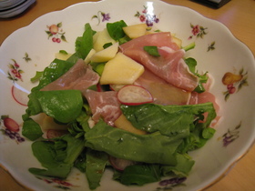 毎日食べたいサラダ10(生ハムサラダ)