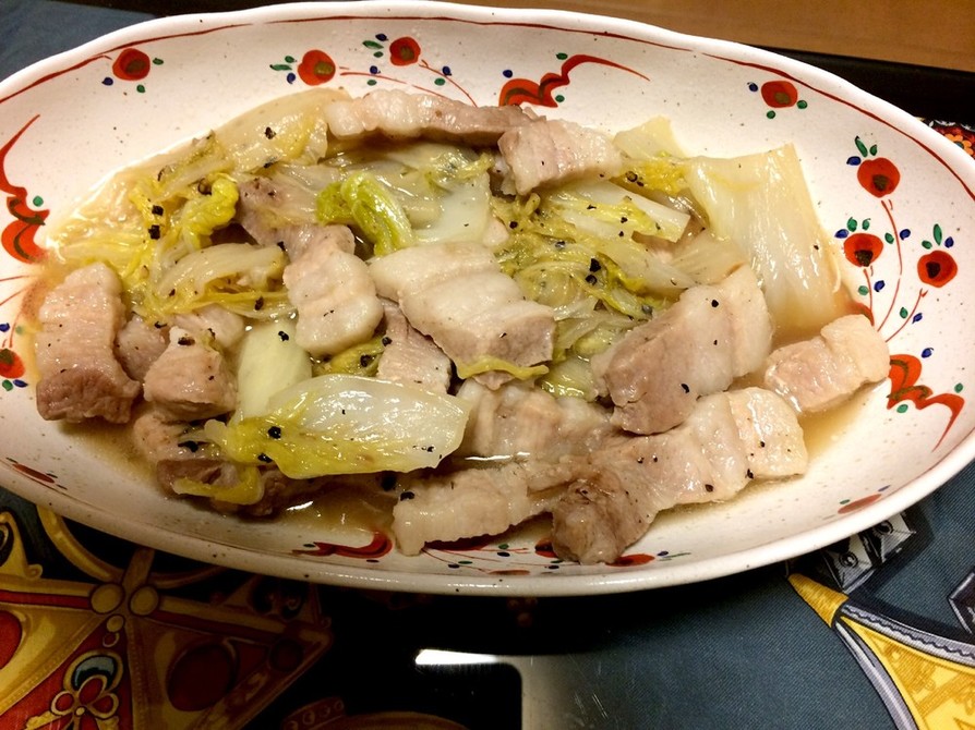 豚ばら肉と白菜蒸しの画像