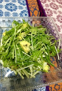 水菜とアボカド、ヘンプナッツのサラダ♡