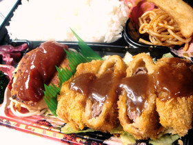 牛と鶏でおいしさ2倍!カツとハンバーグ
