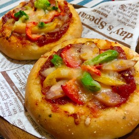 フランスパン・ピザ・カプリのレシピ