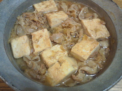 豚ばら肉の土鍋肉豆腐の写真