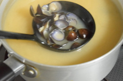 美味しいしじみのお味噌汁の写真