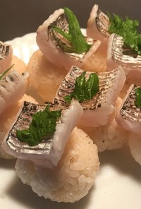 太刀魚の炙り手毬寿司